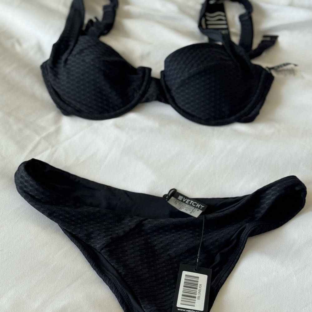 Vetch Black Textured Bikini Set